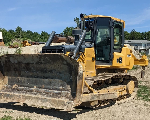 1999 John Deere 850C Bulldozer w/ripper