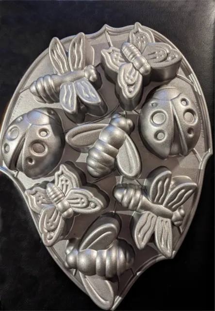 Nordic Ware - Backyard Bugs Pan.  Sehr selten! Wie neu!