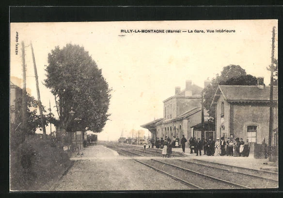 CPA Rilly-la-Montagne, La Gare, La Gare