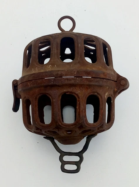 Dévidoir à ficelle en fonte, forme de tortue. vintage ancien old french
