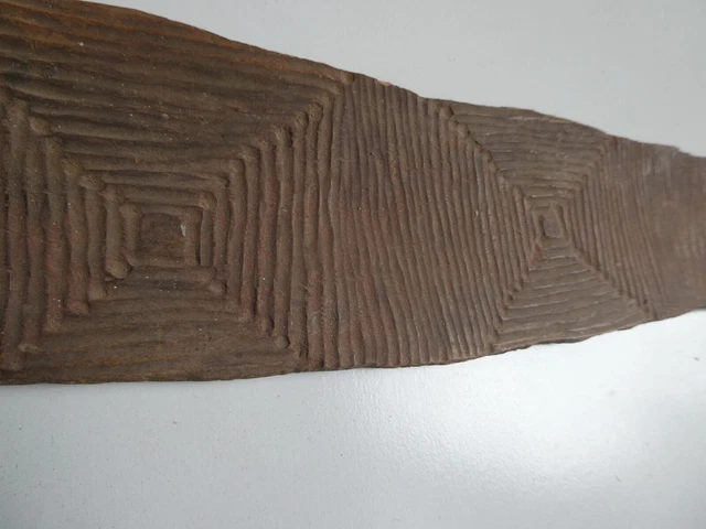 OLD AUSTRALIAN ABORIGINAL Incised Message Stick Early Carved Weather ...