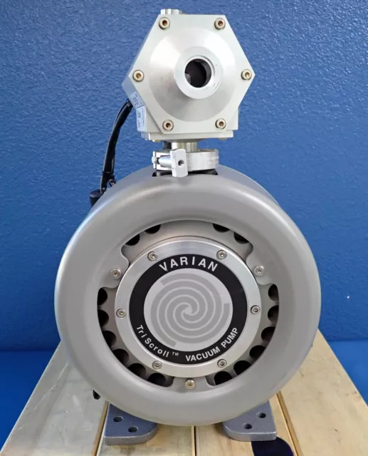 Varian TriScroll Vacuum Pump PTS03001UNIV w/ Isolation Valve VPI251205060