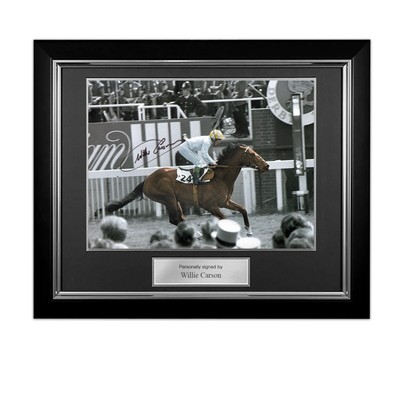Cornice Deluxe Troy Foto di corse di cavalli autografata da Willie Carson 