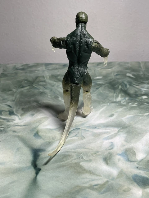 Marvel Universe INVISI-SKIN LIZARD 3.75" Figure Amazing Spiderman Movie Series 3