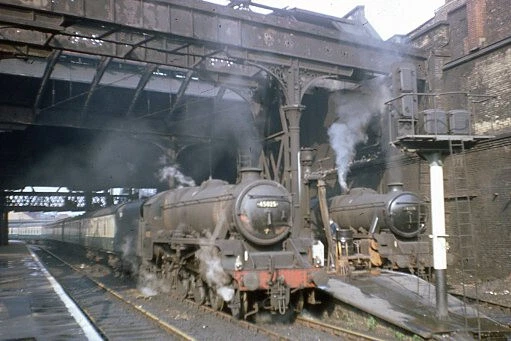 ORIGINAL COLOUR SLIDE of 44809 LMR Black 5 steam loco £7.27 - PicClick UK