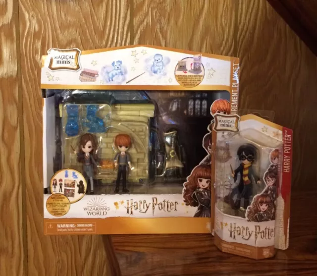 Harry Potter Wizarding World Room Of Requirement Playset w/ Hermione Ron + Harry