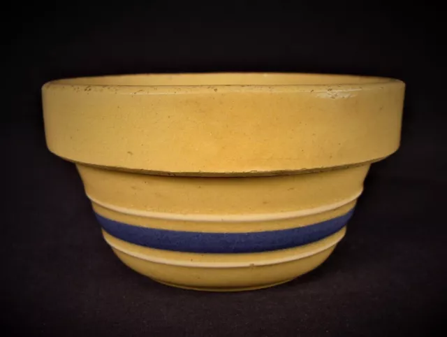 Very Rare American Antique Tiny 3 ¾ Inch Bowl Blue & White Band Yellow Ware Mint