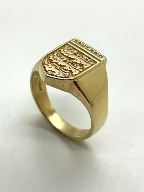9ct Yellow Solid Gold 3 Lions Signet Ring