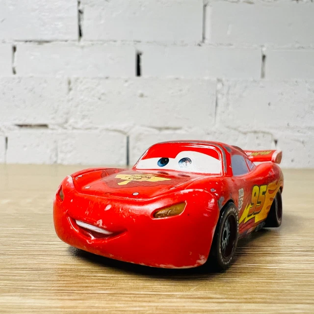 TALKING SOUNDS LIGHTS Lightning McQueen WGP Disney Pixar Diecast Metal