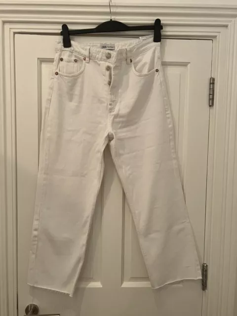 zara white jeans size 40 high waisted frayed bottoms denim straight cut trousers