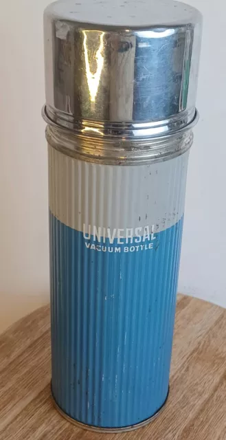 VINTAGE Universal Vac Bottle Blue/Silver Landers Frary Clark 9815 Very Nice!