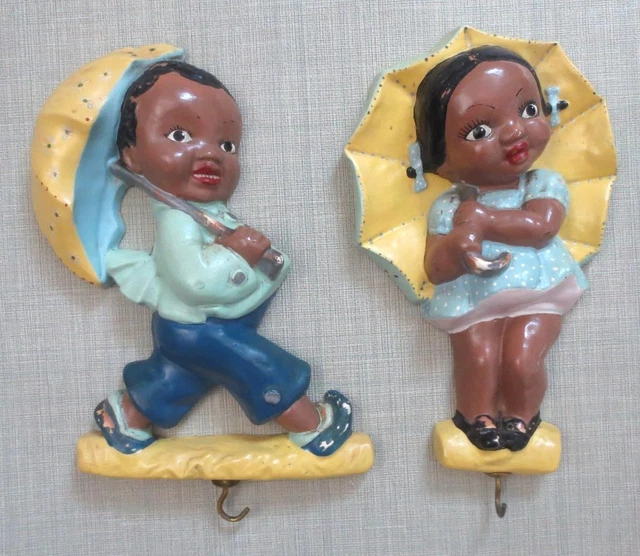 Vtg Chalkware Hand Painted Little Girl & Boy W/Parasol Wall Plaques W/Hooks PAIR