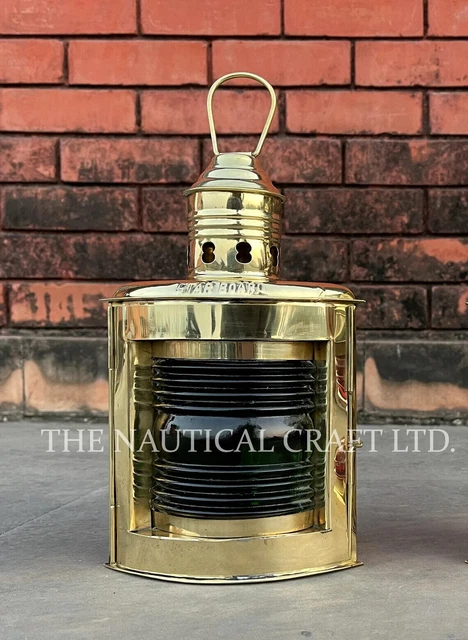 Port and outlet starboard ship lanterns