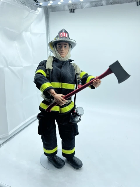 VINTAGE FIREFIGHTER 1/6TH Scale Action Figure by 21st Century Toys ...