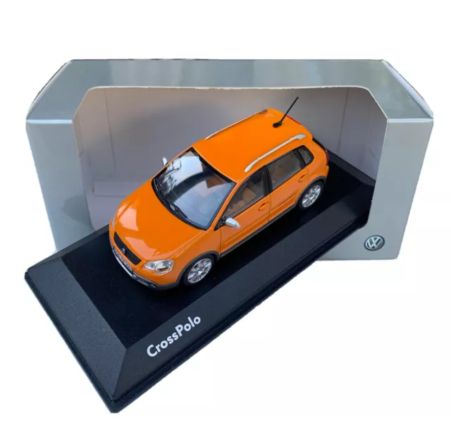 Volkswagen Cross Polo - 1/43 scale - VW Minichamps modelcar