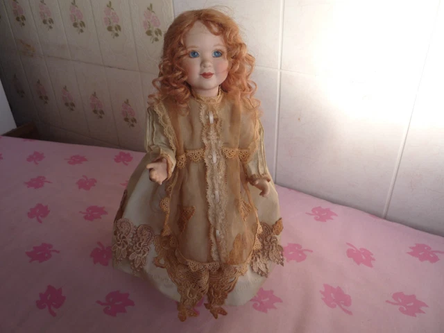 Poupée De Collection Carolina Montedragone Biscuit Porcelaine 34 Cm Italie