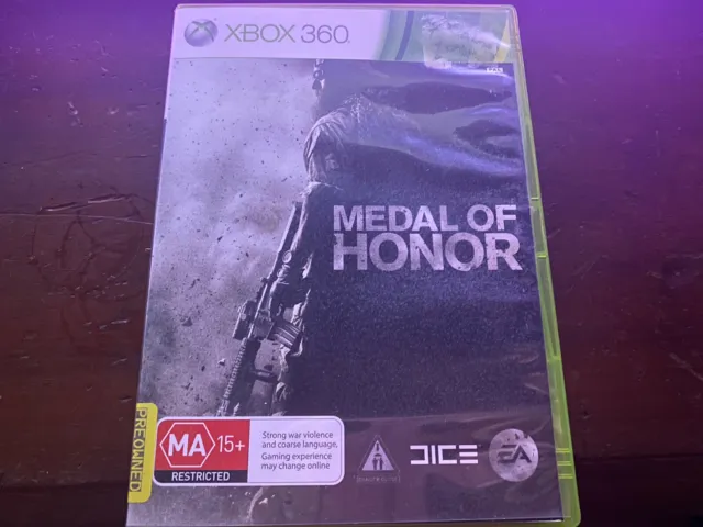 Medal Of Honor ( Xbox 360 Game , With Book )