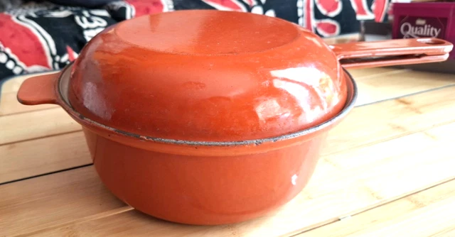 2 Marmitte cocotte Sigg 29 et Von Toll rouge 25 en fonte (D'occasion) à