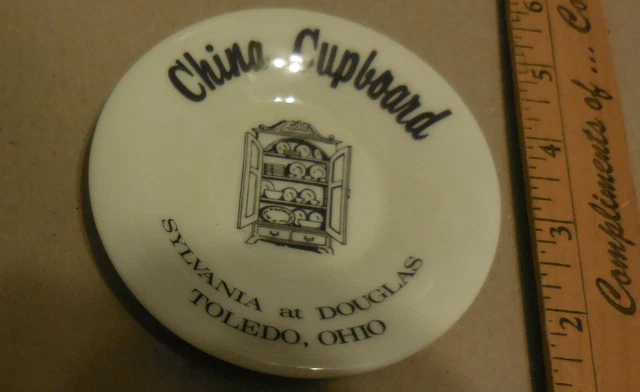 1 vintage China Cupboard Sylvania at Douglas Toledo Ohio  Glass small dish bowl