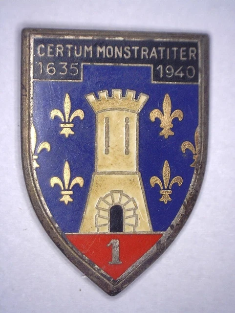 Insigne Original De Char Pour Vétérans Du 1er Régiment De Cuirassiers (1940) - Cavalerie Française
