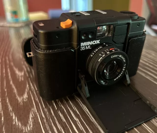 Minox 35 ML compact 35mm Camera With Case, Lens: f2.8 Color-Minotar Lens Japan