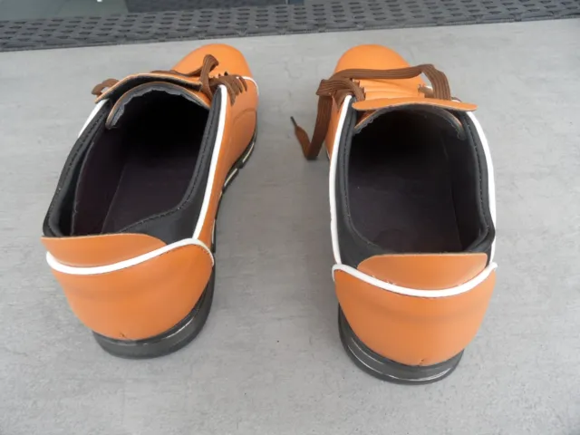 Chaussures neuves en cuir entièrement doublées de la marque By Far  taille 42  3