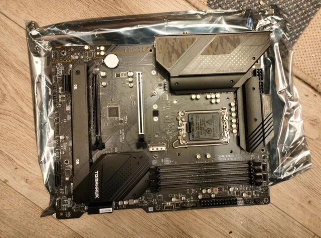 MSI MAG B660 TOMAHAWK WIFI DDR4 - Carte mère ATX Socket 1700 -- NEUVE ...