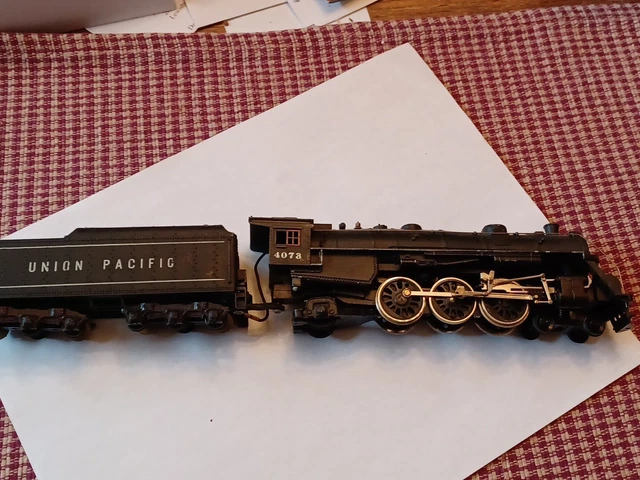 Vintage HO Mantua 4-6-2 Union Pacific #4073 Steam Locomotive &Tender, Running.