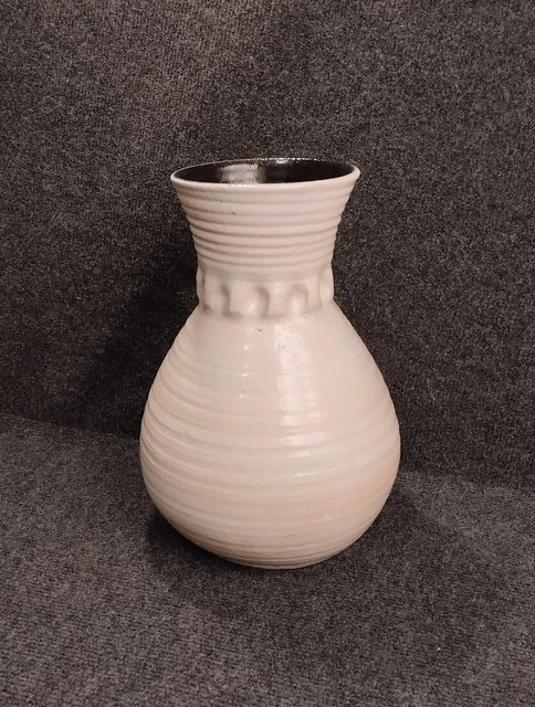 grand  vase signé Accolay blanc/noir, céramique vintage 50-60