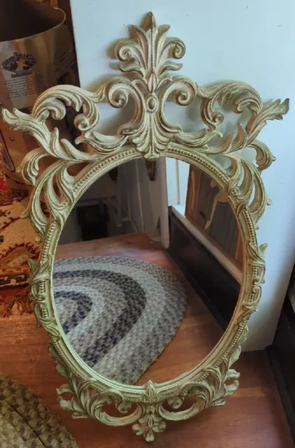 Vintage Very Pretty Resin Frame Decorative Distressed Look Mirror Oval