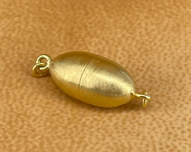 22 x 8 mm 925 Silber Oliven Magnetschließe, vergoldet, verbödet  (AT 488)