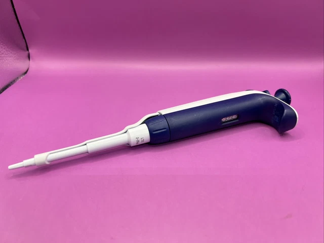 Rainin XLS Plus PIPET-LITE Pipette Pipettor 2,0 ul - 20 ul range RFID L-20XLS+