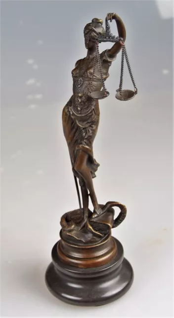 Justicia Diosa de La Justicia Figura de Bronce Justicia H: 23 CM