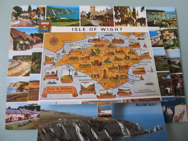 Vintage Foldout Postcard, ISLE of WIGHT - Colour - posted 1987