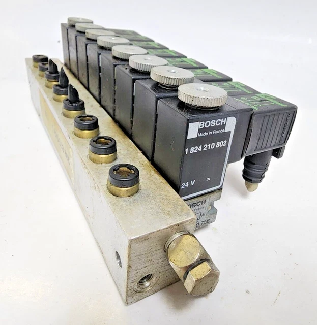 Bosch 8-Valve Bank Pneumatic Directional Conrol 24V W/ Murr Valve Plugs