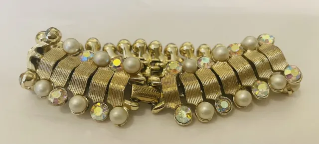 Coro Bracelet Signed Vintage 1950's Gold-Tone, AB Stones, Faux Pearls 7”