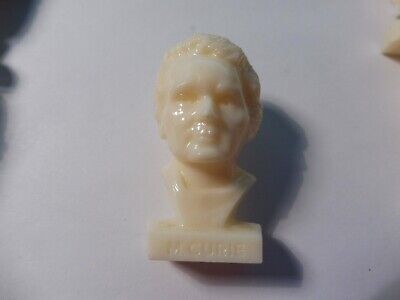 Total Figurine publicitaire Total Bustes Gloires de la république Marie Curie Total Figurine publicitaire Total Bustes Gloires de la république Marie Curie