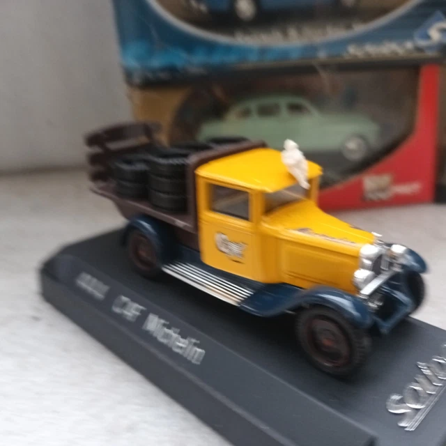 Voitures, camions et fourgons miniatures Solido C4 1:18