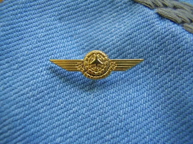 Pin Bundeswehr Luftwaffe Kampfbeobachter Tätigkeitsabzeichen goldfarben