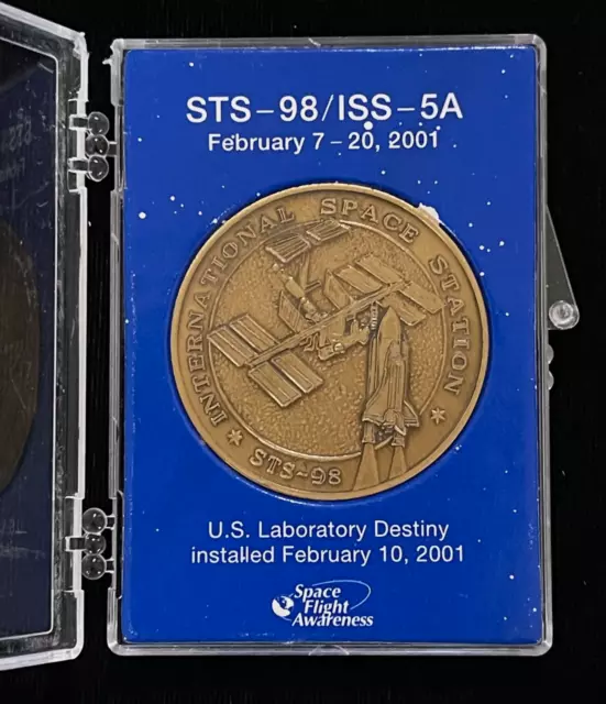 Sts-98 / Iss-5A Flown In Space Lab Module Metal Coin Space Flight Awareness