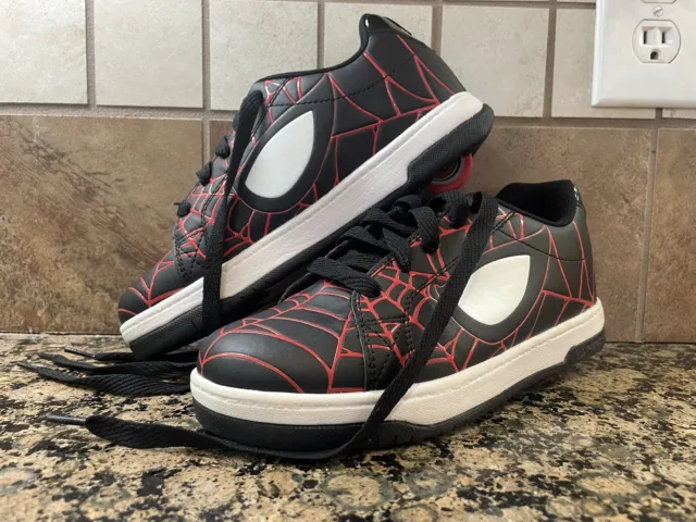 Heelys Split Spiderman Skate Shoes Black Red Youth Size 4
