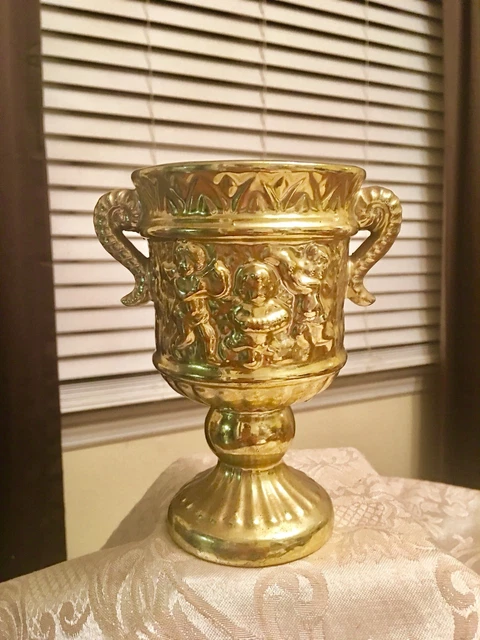 Beautiful Vintage Gold Leaf Cherub Cherubs Double Handled Ceramic Urn