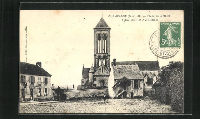 CPA Champagne-sur-Oise, Place de la Mairie et Eglise