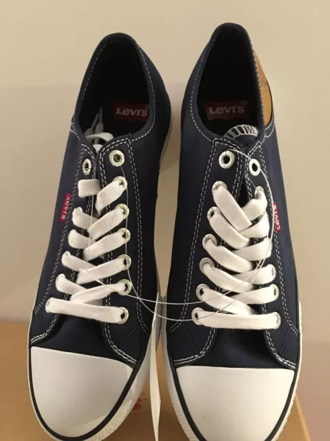 Levi's stan deals buck sneakers