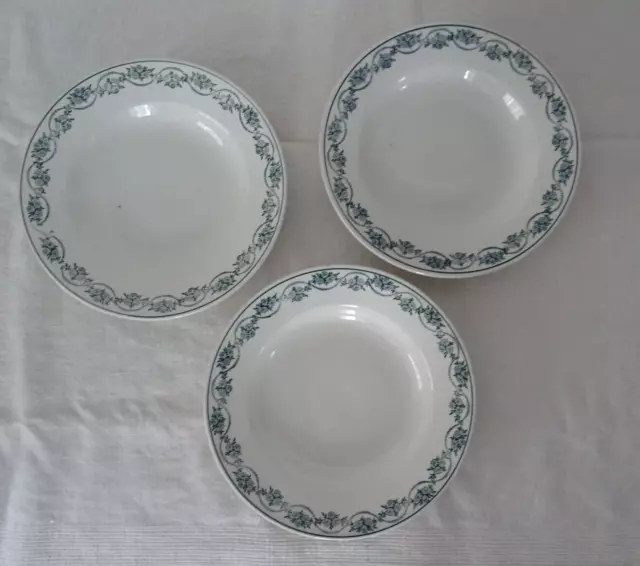 3 ASSIETTES  Saint Amand faience ancienne frise de fleurs vertes 297112