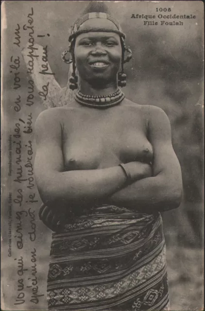CONAKRY (GUINEE) ETHNIQUE / FILLE FOULHA avec BIJOUX locaux en 1920