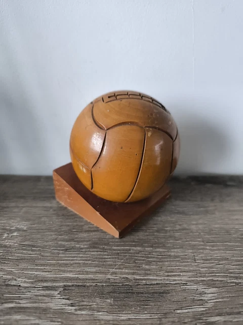 Tirelire Bois Ballon De Foot – Vintage 1970, Fabrication Française, Objet Déco Rétro