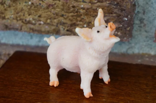 FIGURE Safari LTD Barnyard Buddies Farm Pink Pig Piglet Detailed Toy Animal