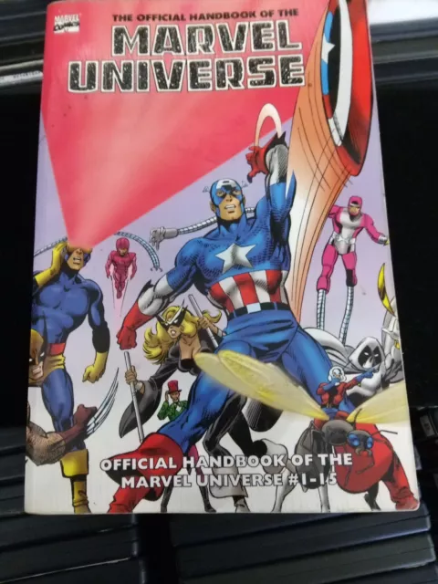 The Essential Official Handbook of the Marvel Universe Vol. 1