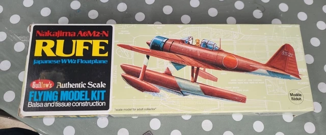 GUILLOWS NAKIJIMA RUFE Zweiter Weltkrieg Kämpfer 1:30 Balsa Flugzeug ...